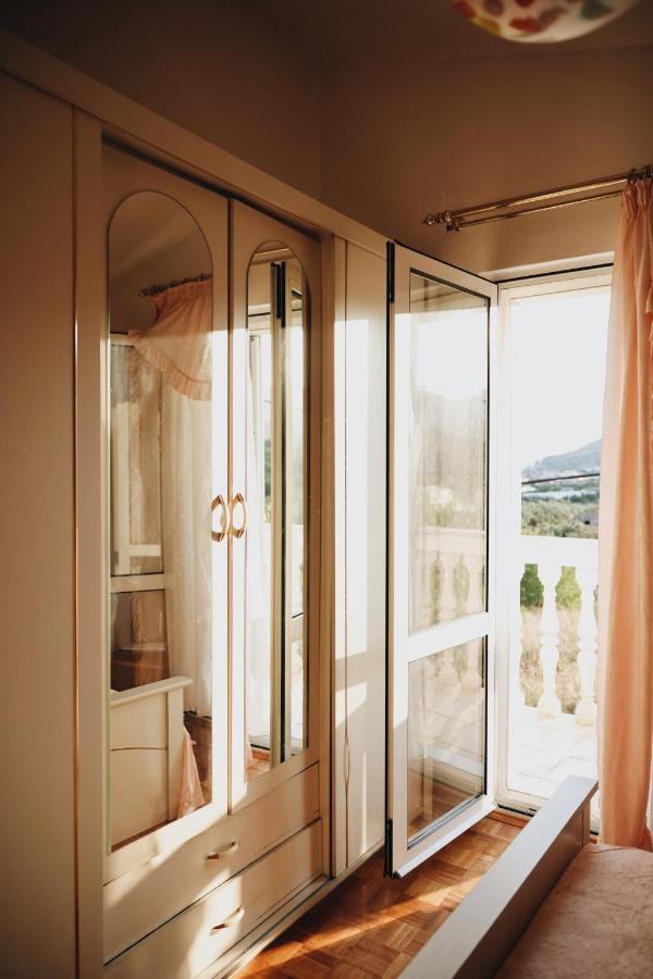 Apartment Blanka With A Beautiful View Of Trogir Dış mekan fotoğraf