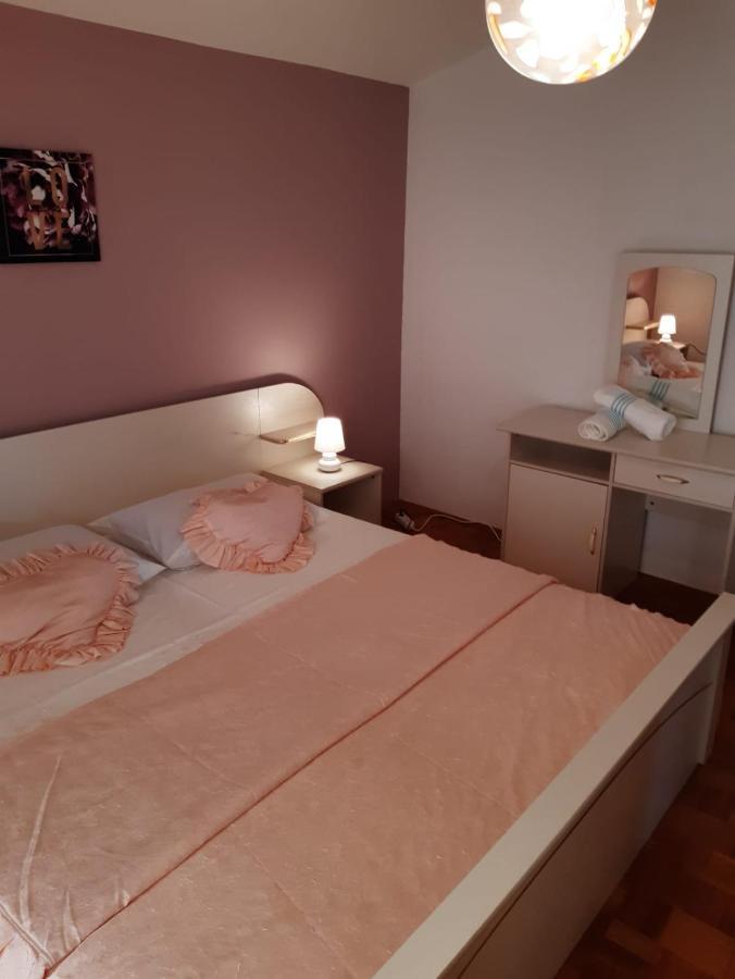 Apartment Blanka With A Beautiful View Of Trogir Dış mekan fotoğraf