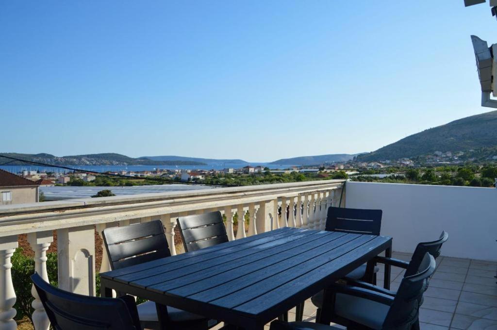 Apartment Blanka With A Beautiful View Of Trogir Dış mekan fotoğraf