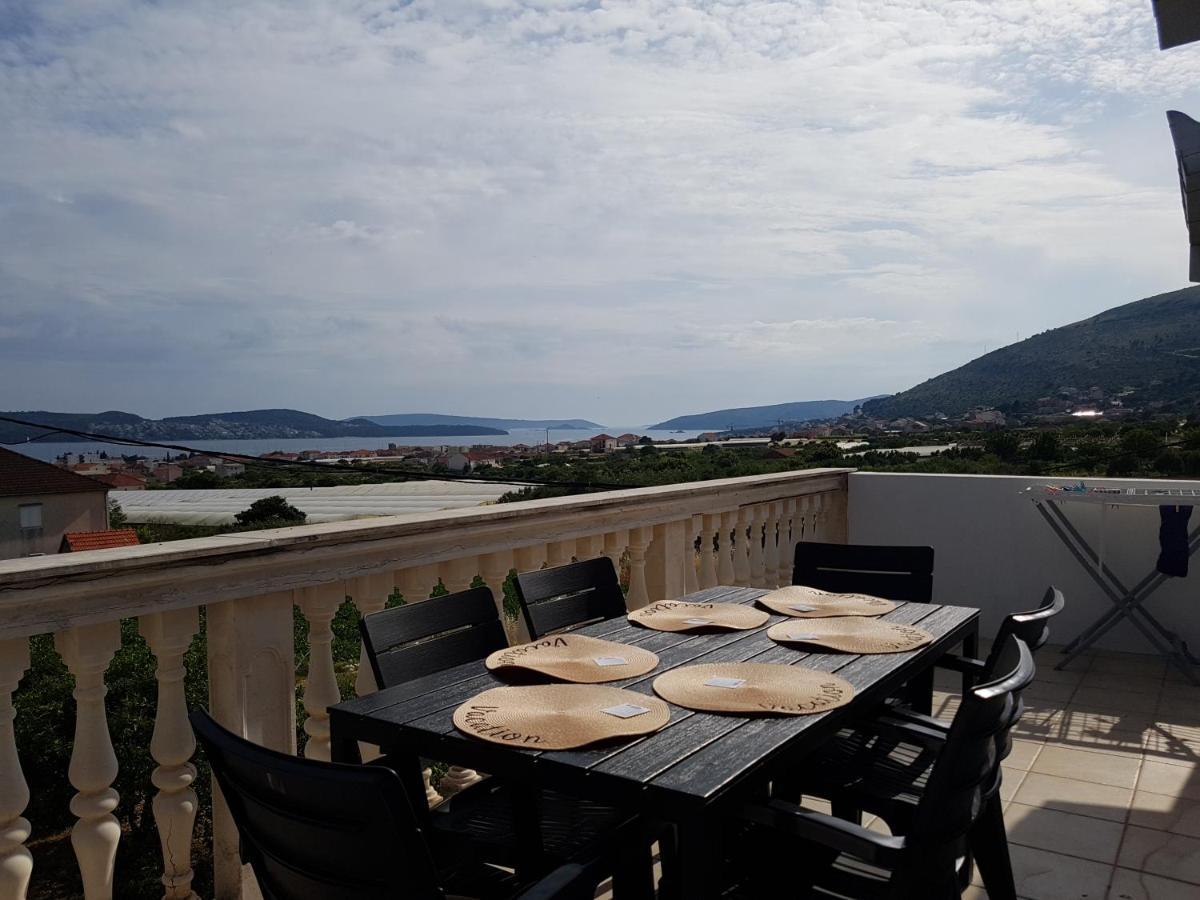Apartment Blanka With A Beautiful View Of Trogir Dış mekan fotoğraf